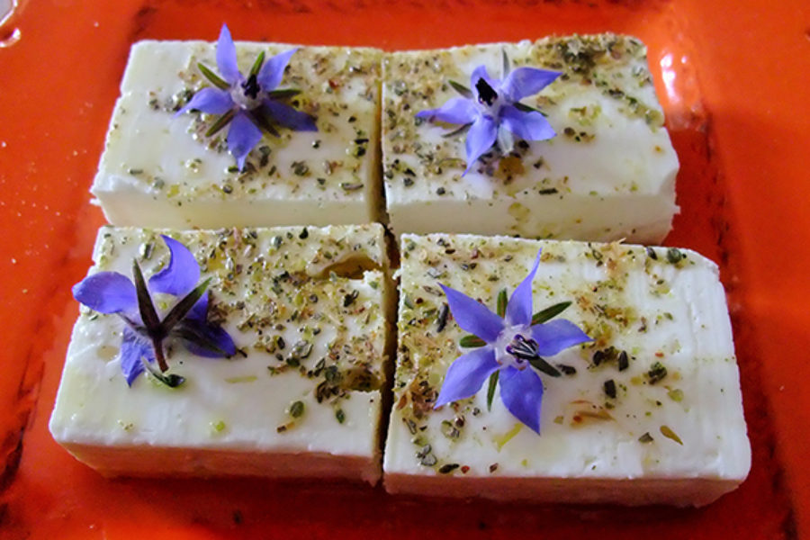 La feta (φέτα)